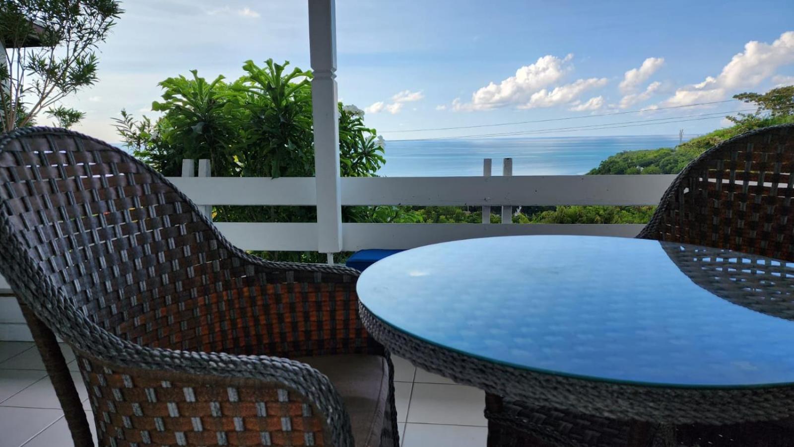 Halcyon Heights Condominium Dickenson Bay Ngoại thất bức ảnh